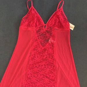 Pretty little things